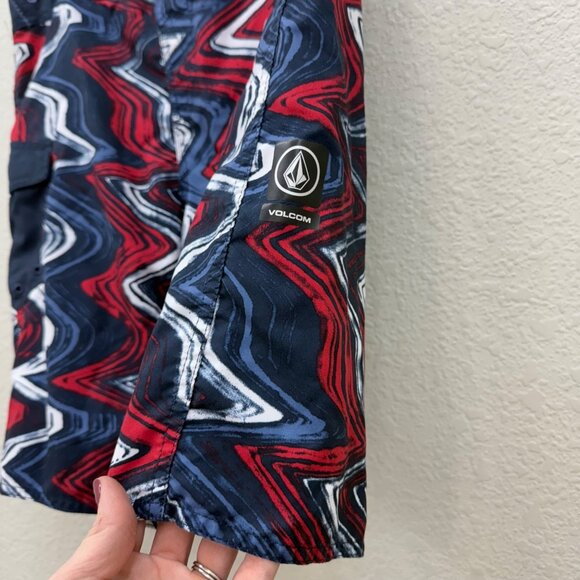 Volcom Volmericana Red White Blue 4th of July Boardshort Swim Trunk Mens size 30 - Picture 4 of 10